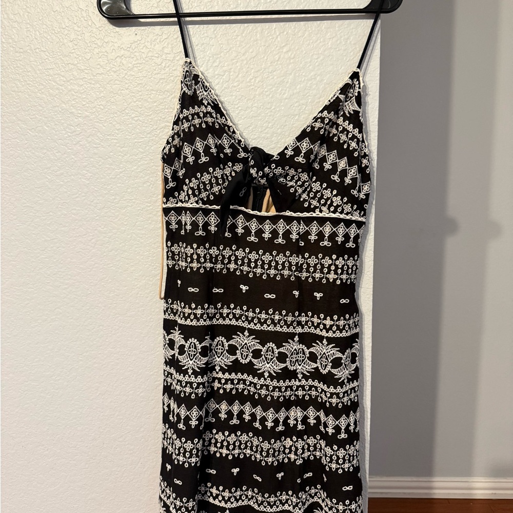 Alice + Olivia Black and Cream Embroidered Dress